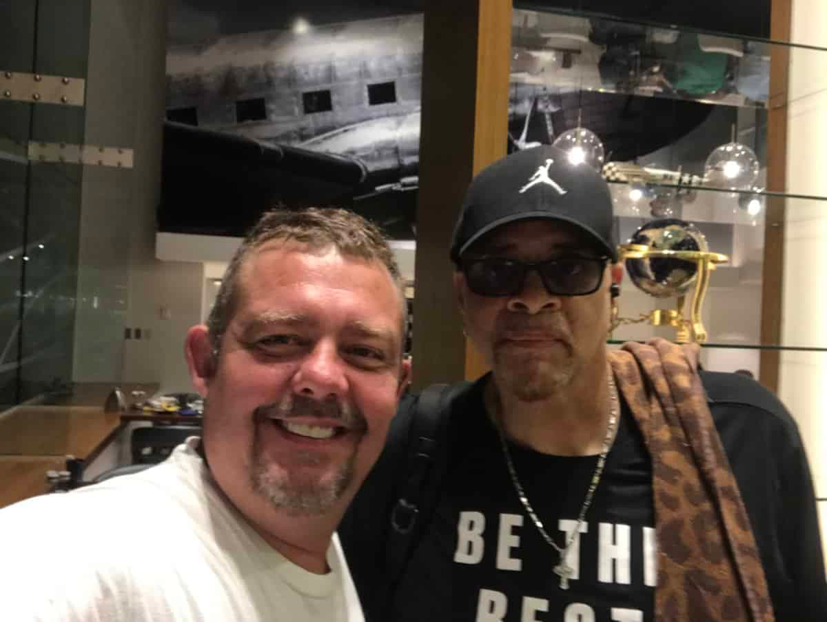 Tim Johnson with Sinbad (David Adkins)